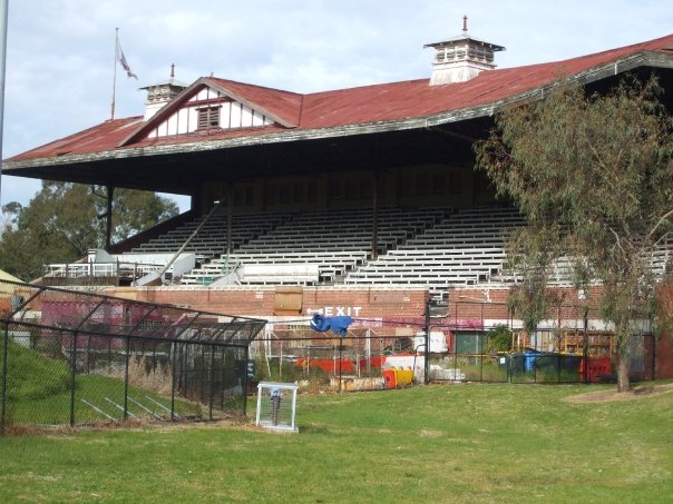 Sth Melb grandstand.jpg
