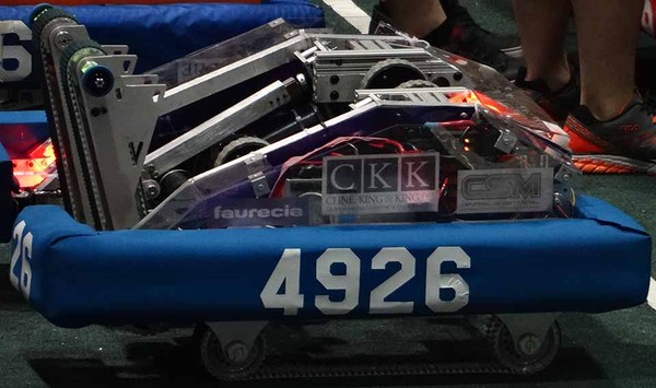 b04866777c0354de75da183a3597f77d_m.jpg