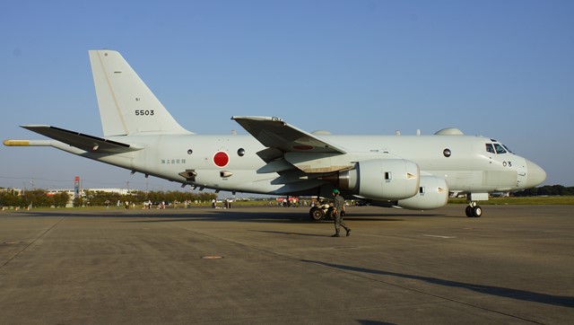 JMSDF_P-1(5503)_Side_View_in_JASDF_Hamamatsu_Air_Base_20140928-02.JPG