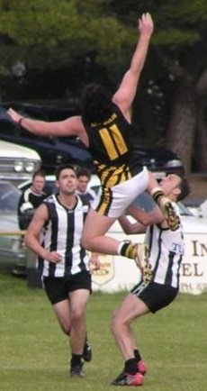 me jumpin.jpg