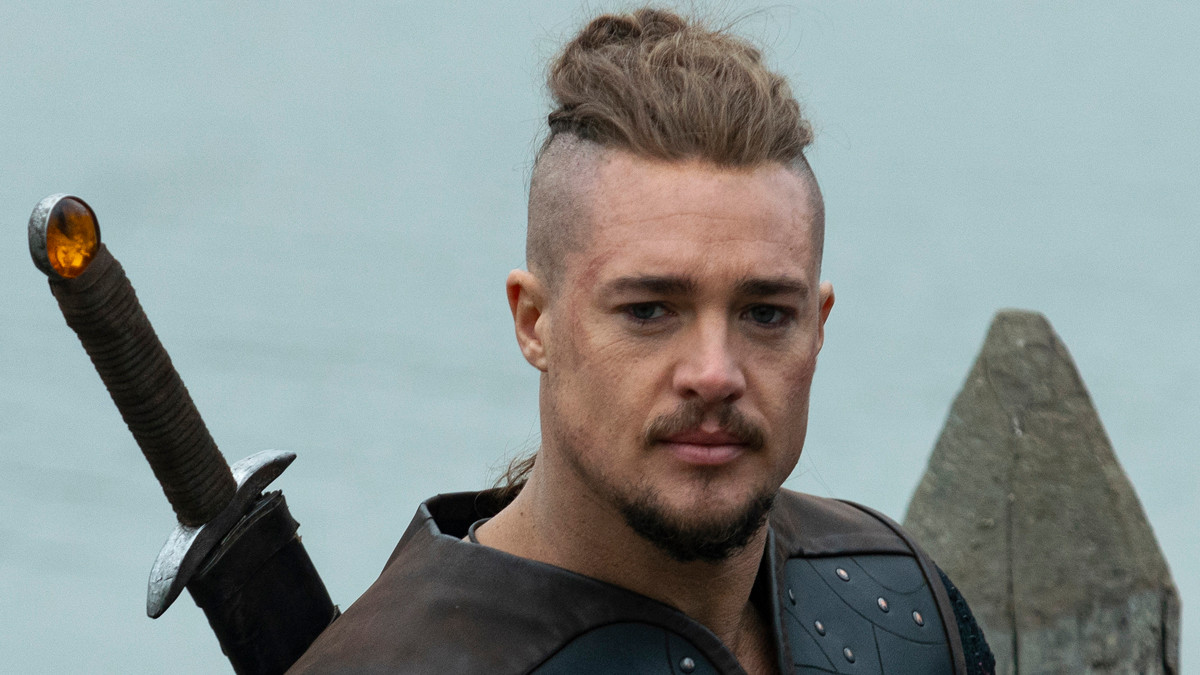 The-Last-Kingdom-season-4-Tex-Walker-as-Uhtred.jpg