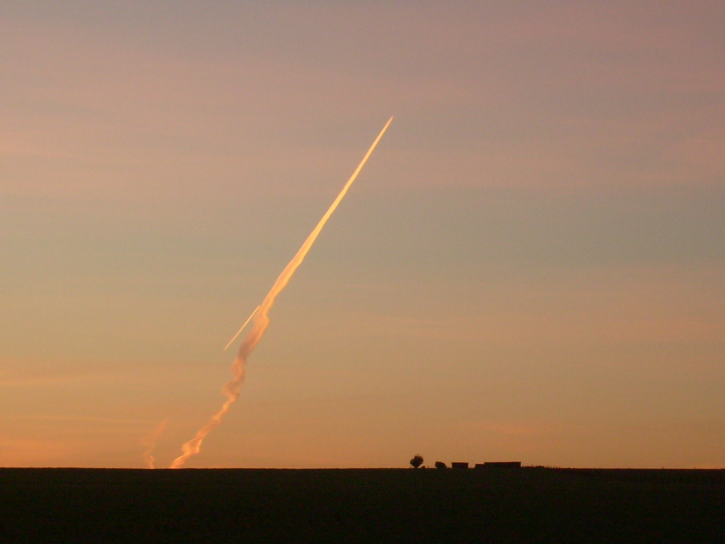 Jet east of Purnong.JPG