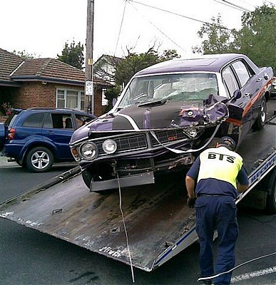 crashed_xy_falcon_05.jpg