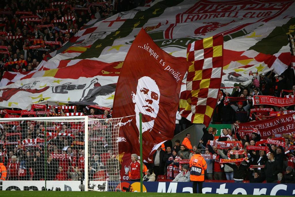 kop_flags_arsenal.jpg