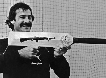 article-lillee-420x0.jpg
