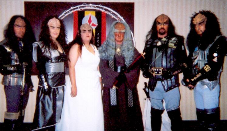 uglydress_1996_3650150.jpg