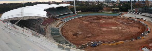 adeloval.JPG